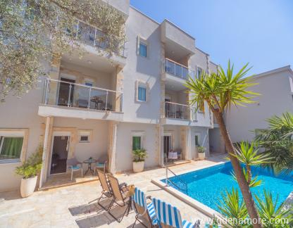 Apartments Fortunella, Magán szállás a községben Petrovac, Montenegró - 49